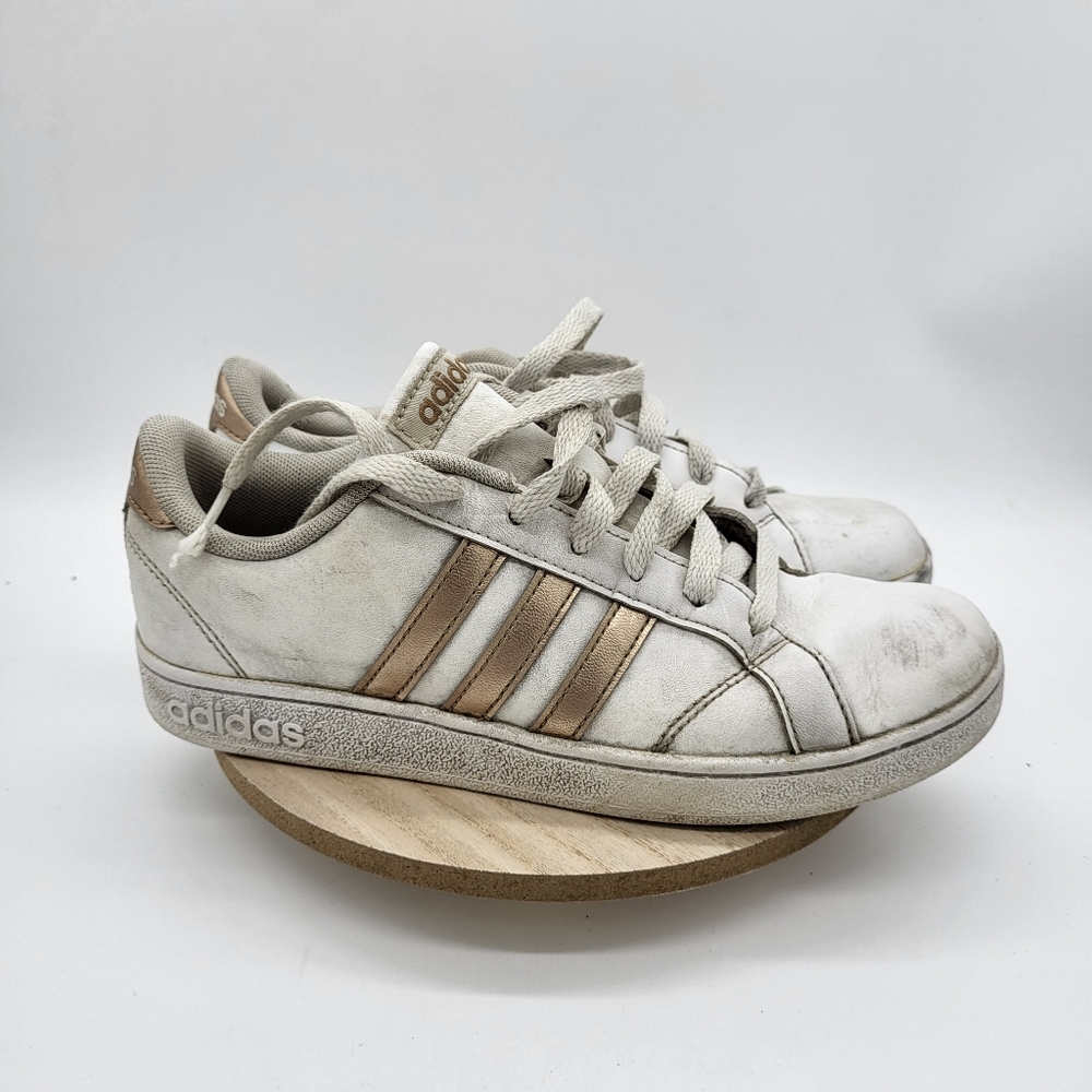Adidas | Rose gold low top sneakers